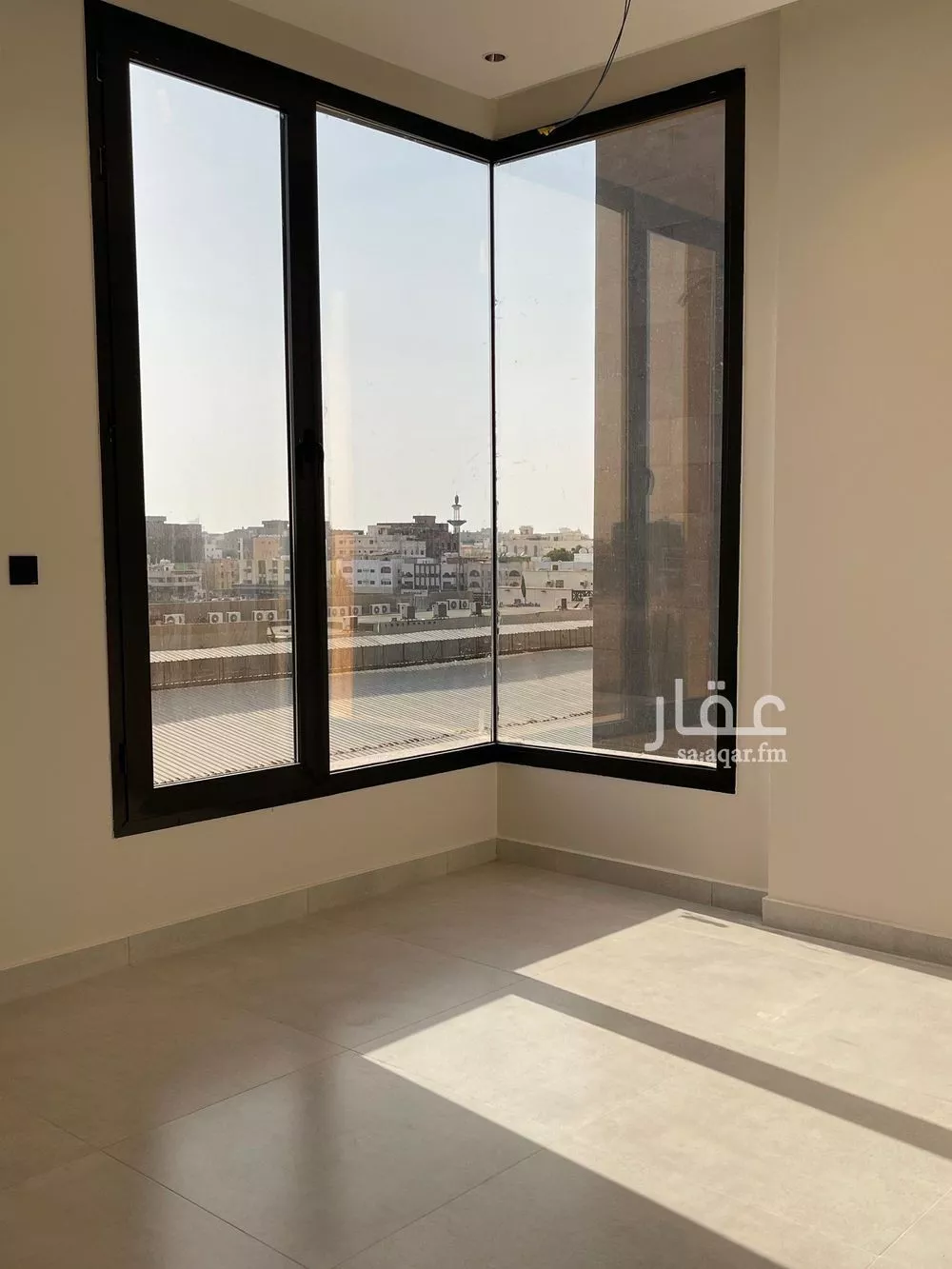 شقة 4 غرف في السلامة 3