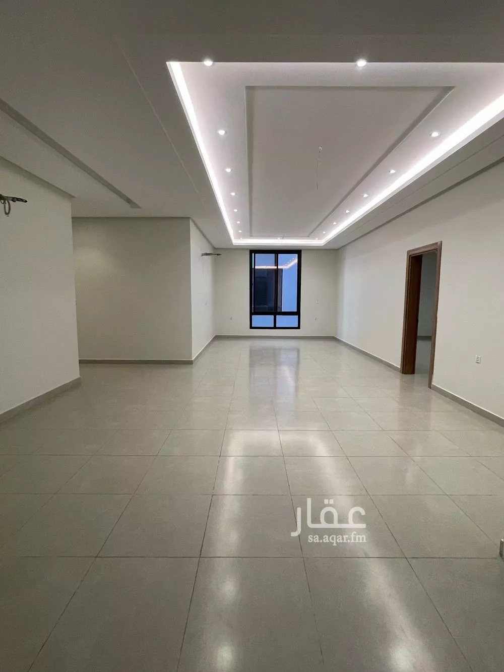 شقة 5 غرف في الورود 1