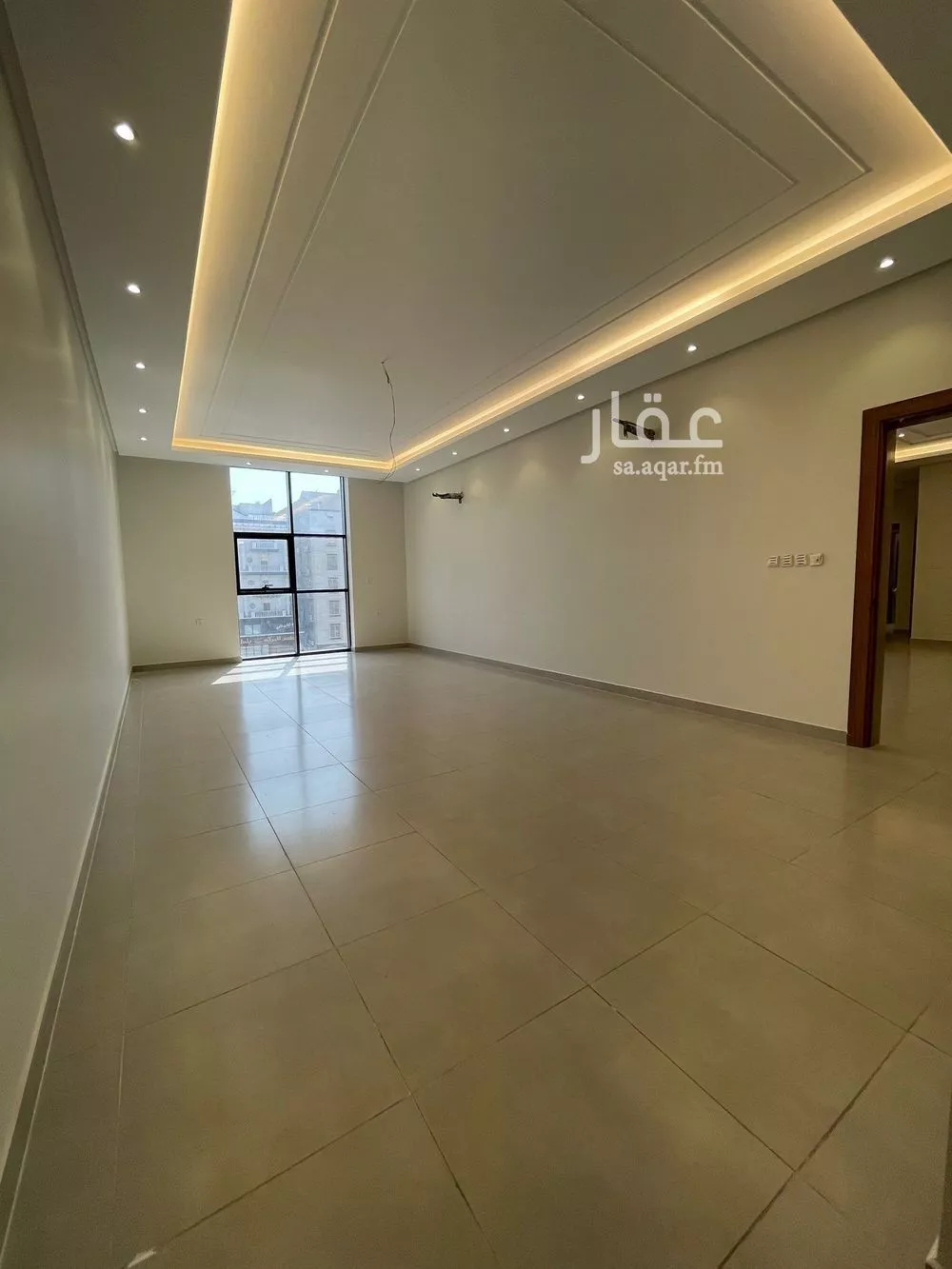 شقة 6 غرف في الورود 3