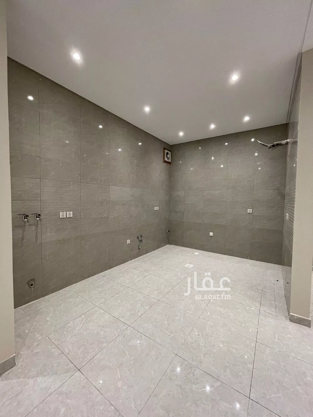 5 bedroom apartment in Al Wurud, Jeddah 8