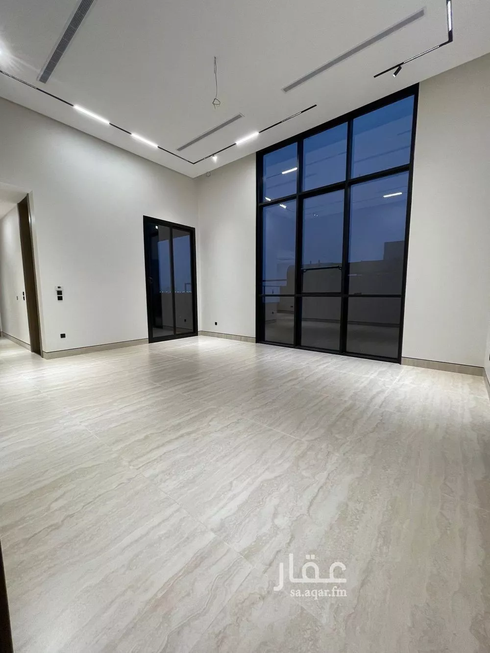 شقة 5 غرف في الحمراء 3