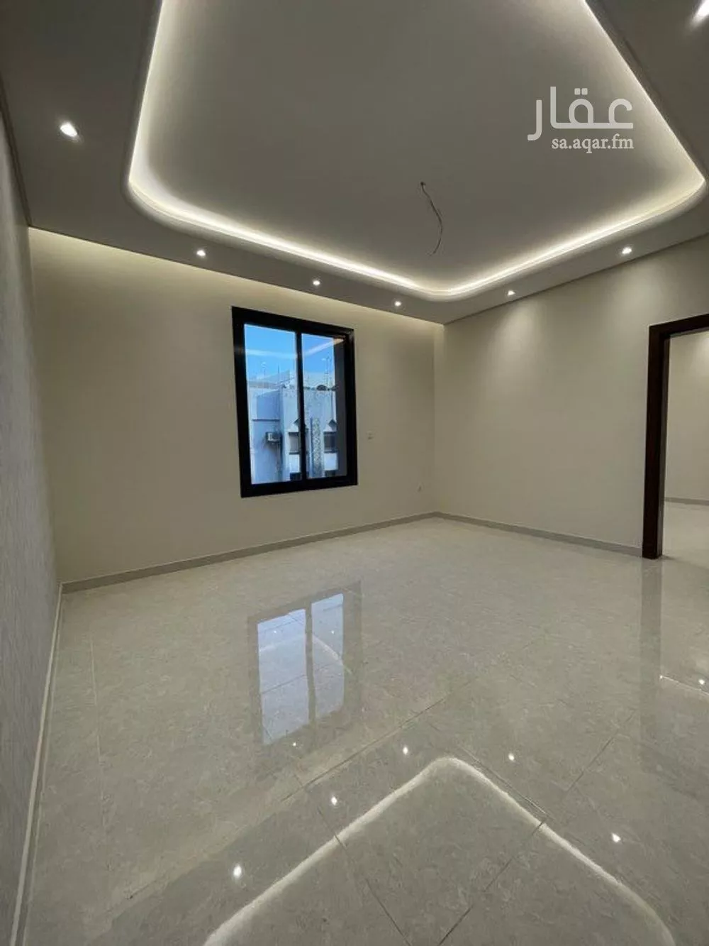 شقة 5 غرف في العزيزية 1