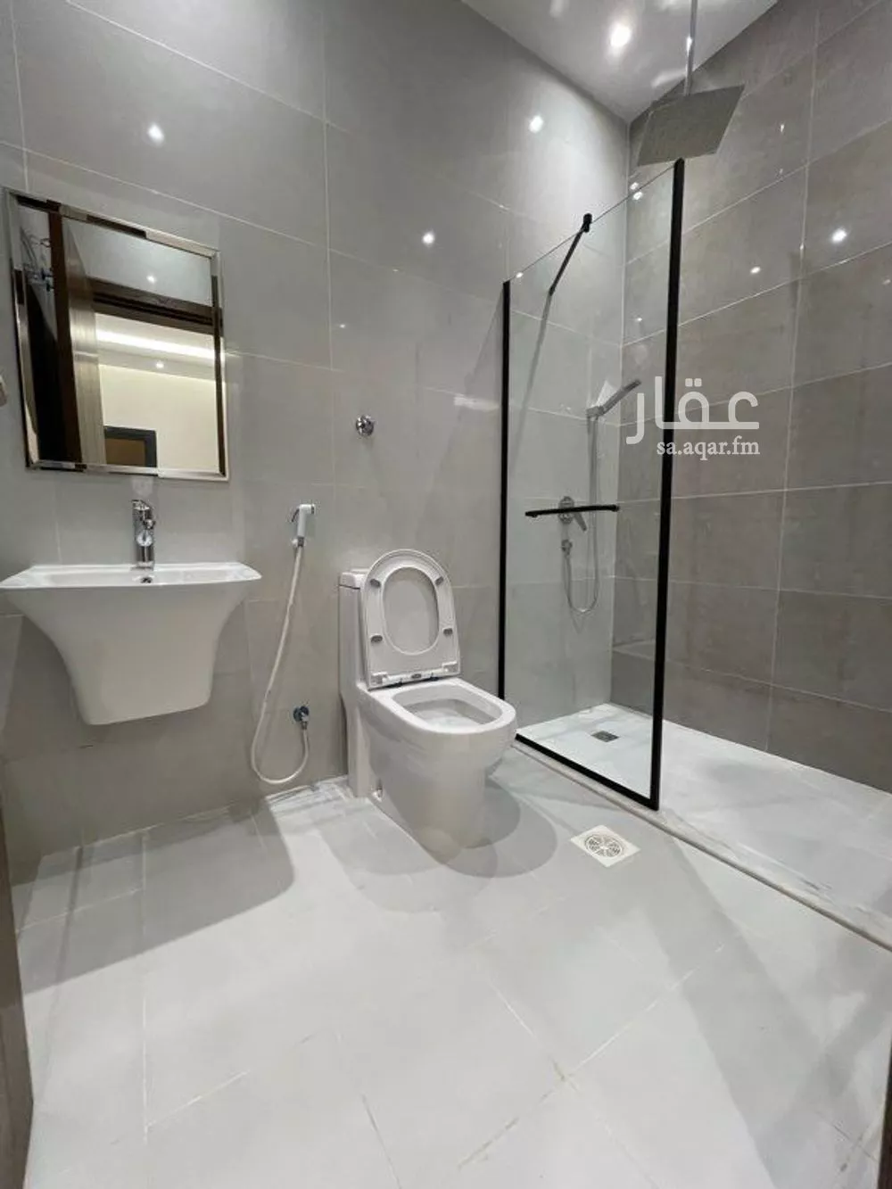 4 bedroom apartment in Al Aziziyah, Jeddah 8