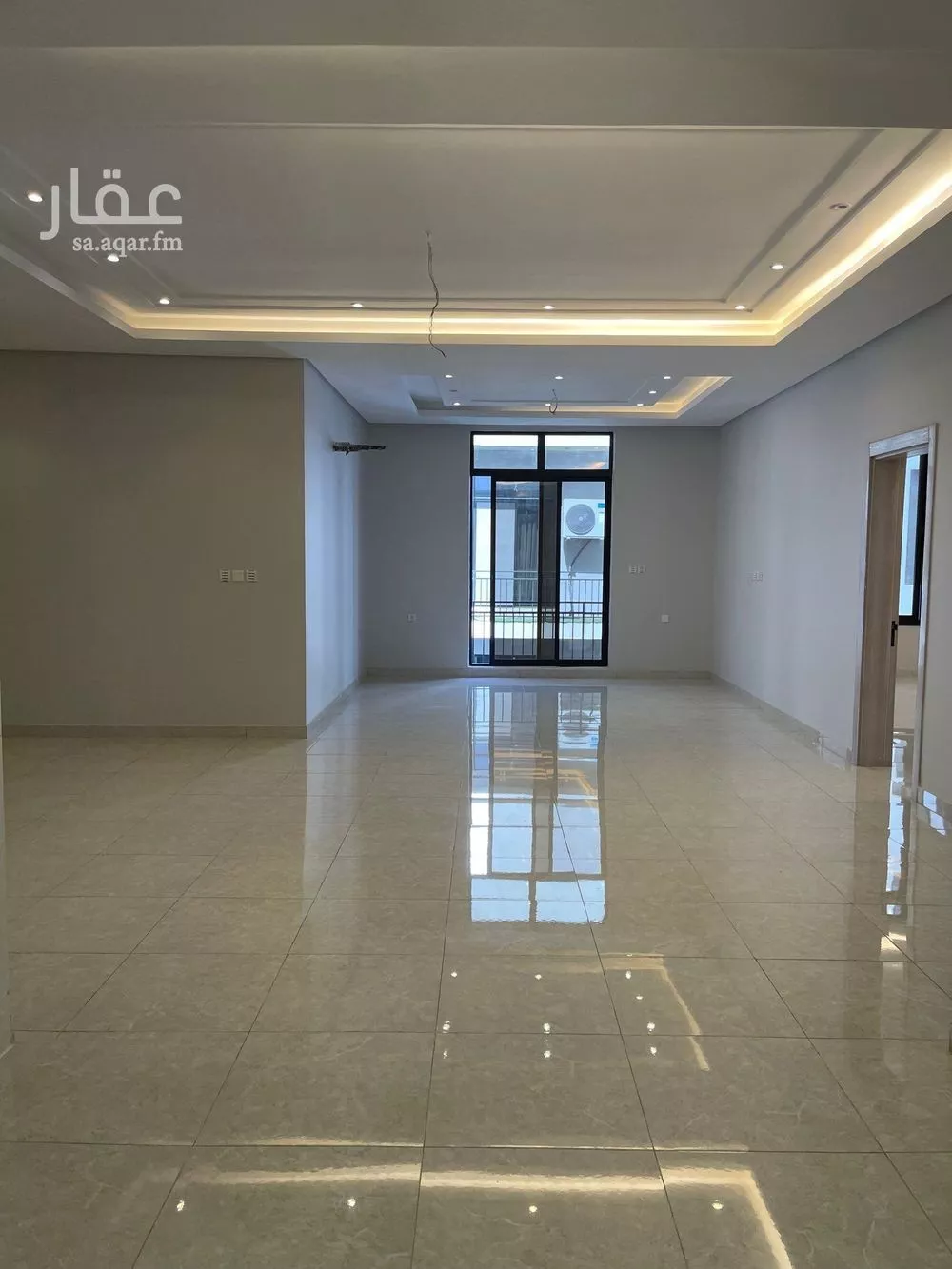 شقة 5 غرف في الورود 2