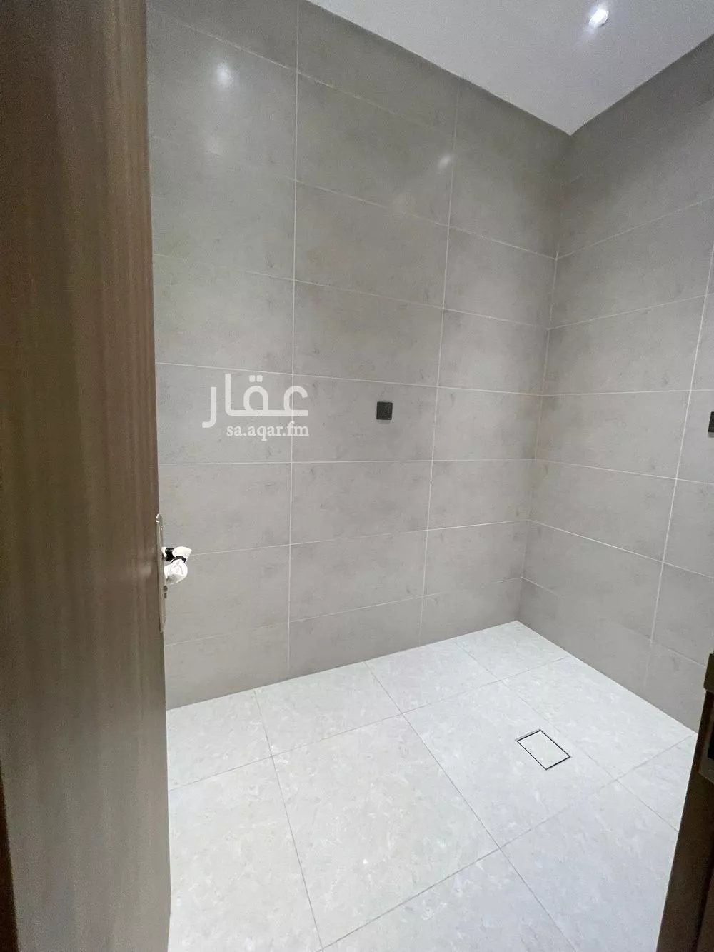 شقة 4 غرف في الصفا 5