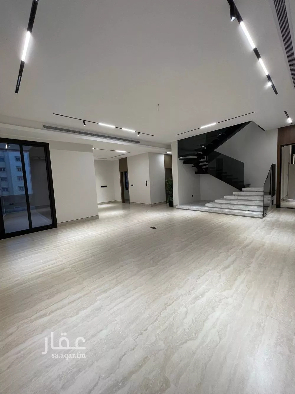 شقة 3 غرف في الحمراء 1