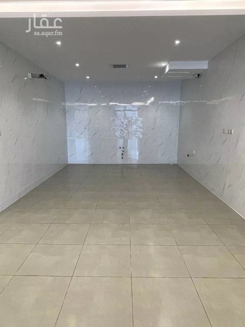 شقة 6 غرف في الورود 5