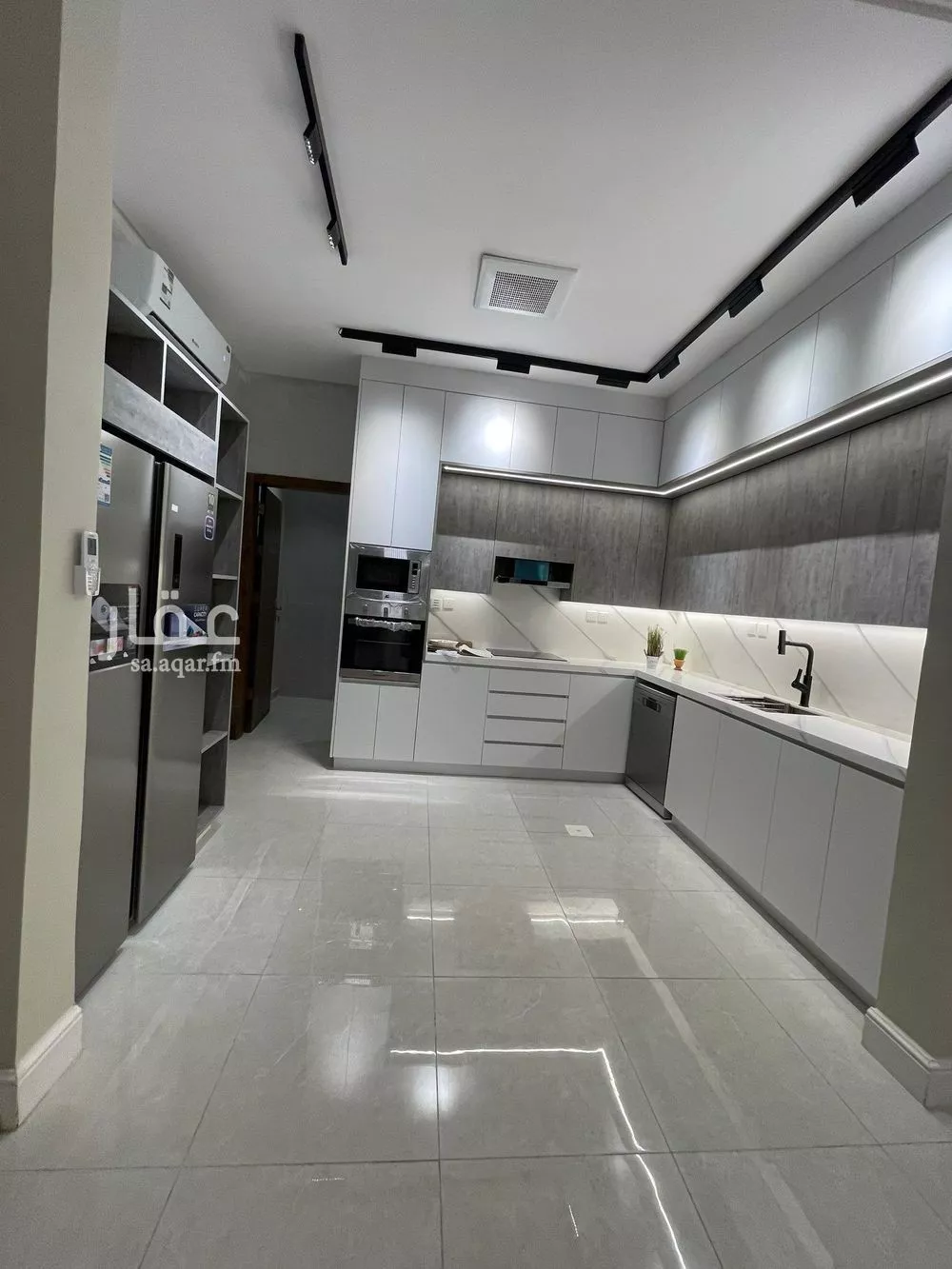 شقة 6 غرف في المروة 4