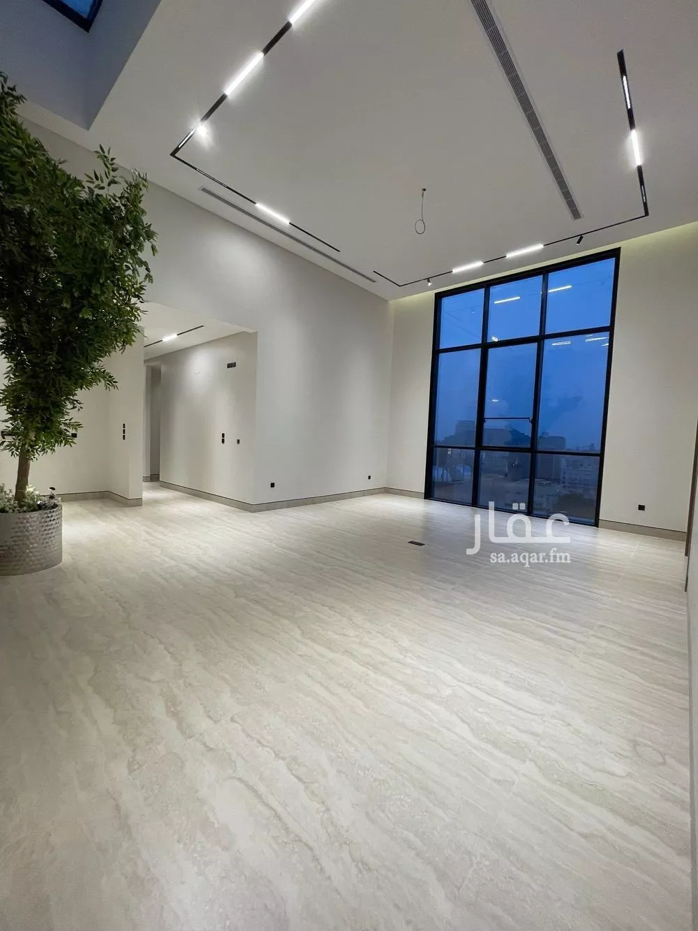 شقة 6 غرف في الحمراء 1