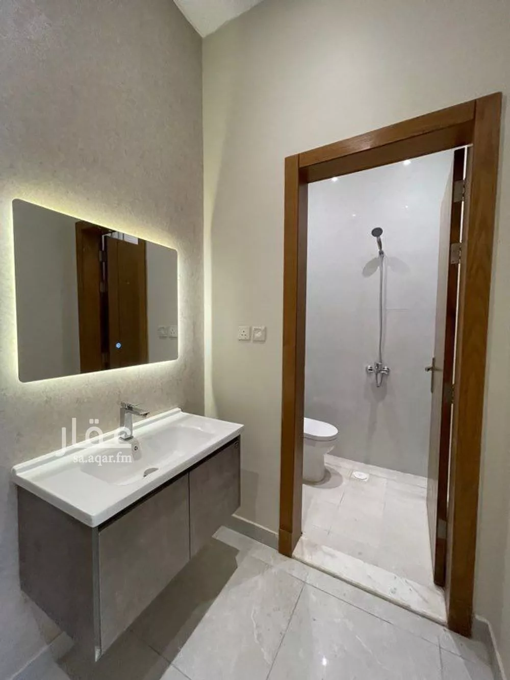 شقة 6 غرف في المروة 3