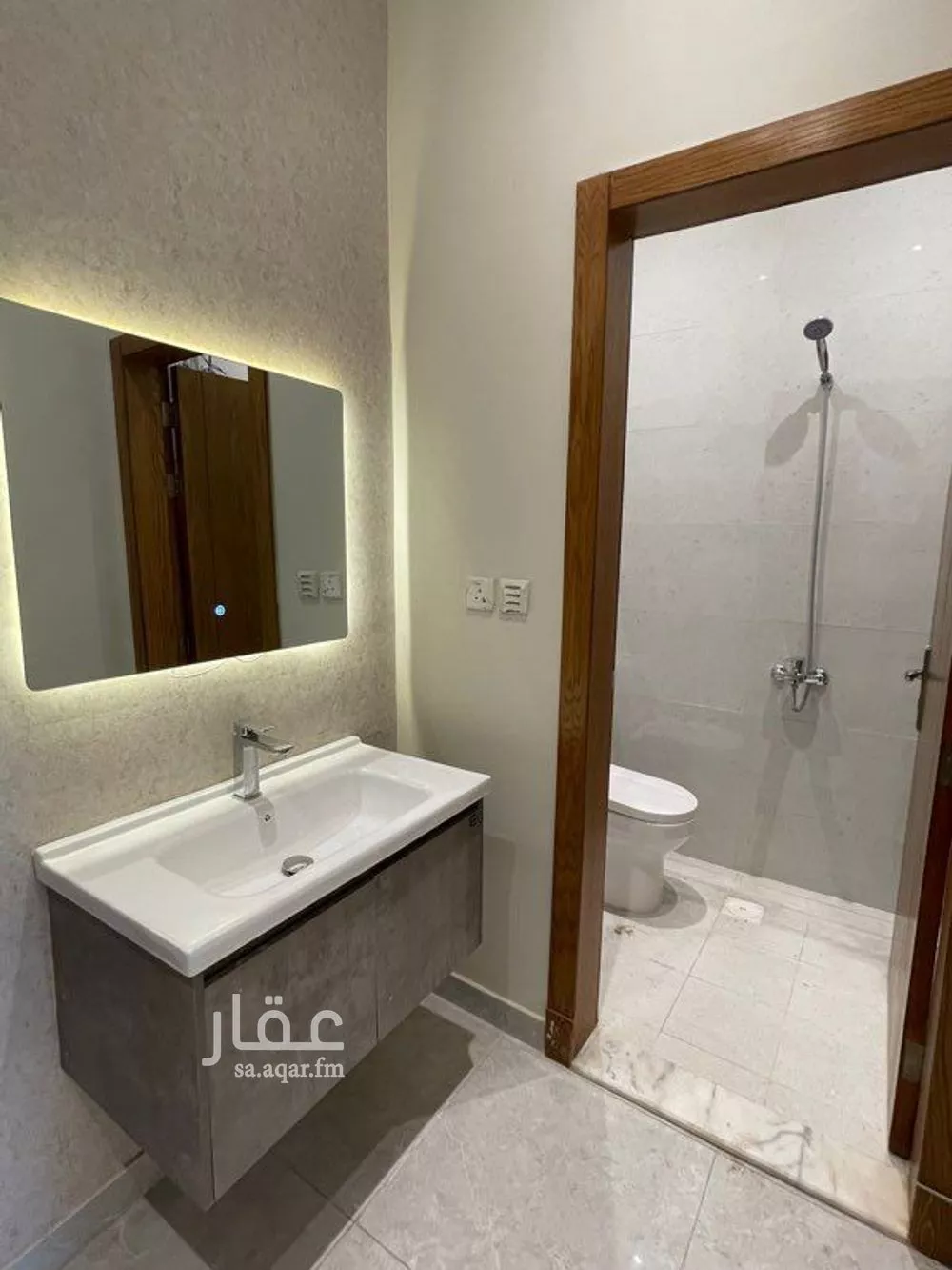 شقة 6 غرف في المروة 3