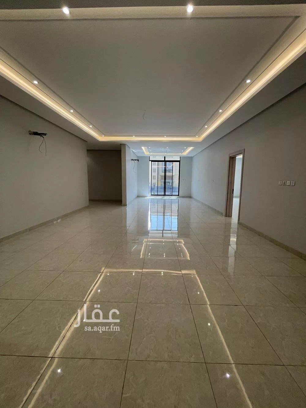 شقة 6 غرف في الورود 3