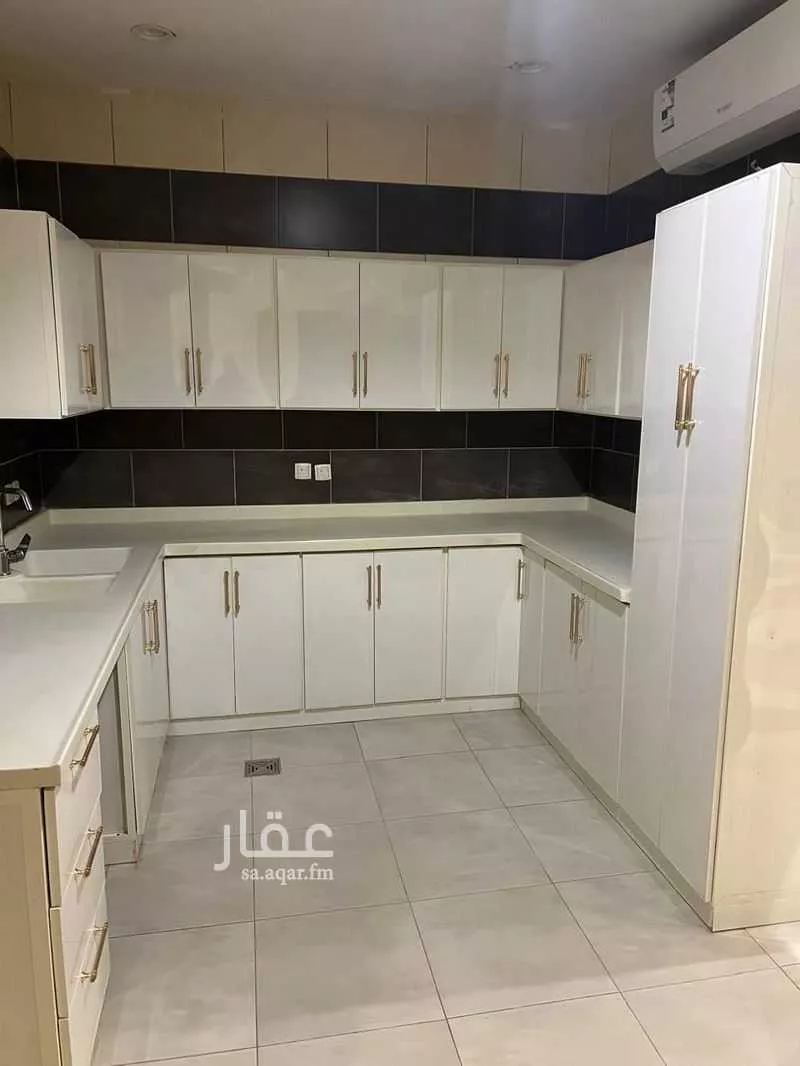 4 bedroom apartment in Al Nuzhah, Riyadh 10