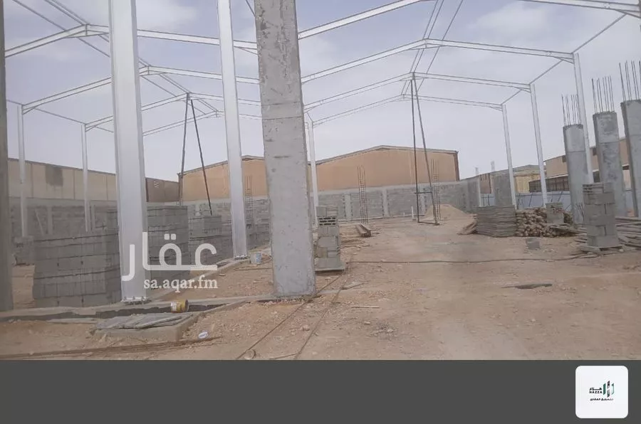 مستودع 1771 م² في المروة 3