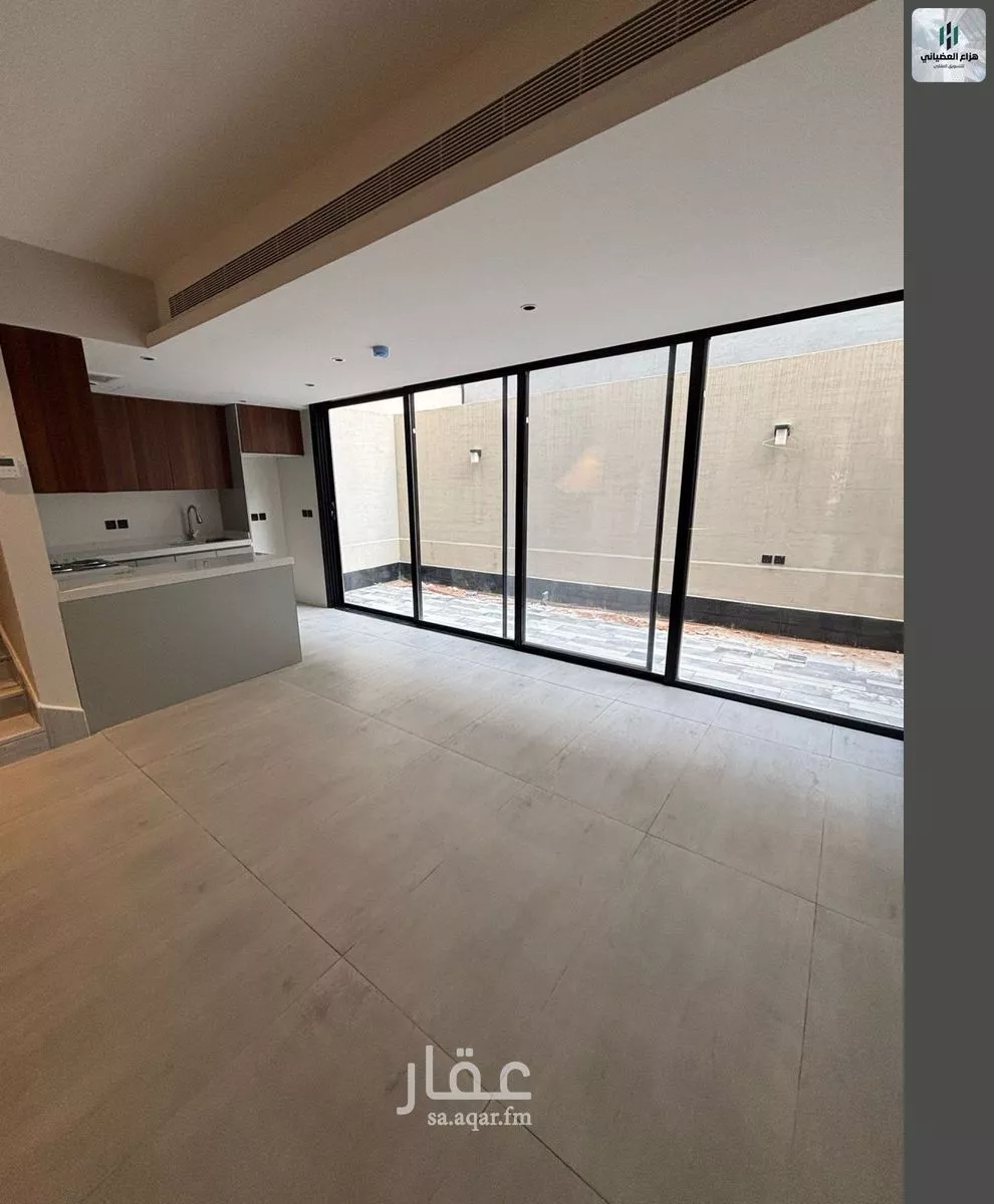 فيلا 5 غرف في العارض 2