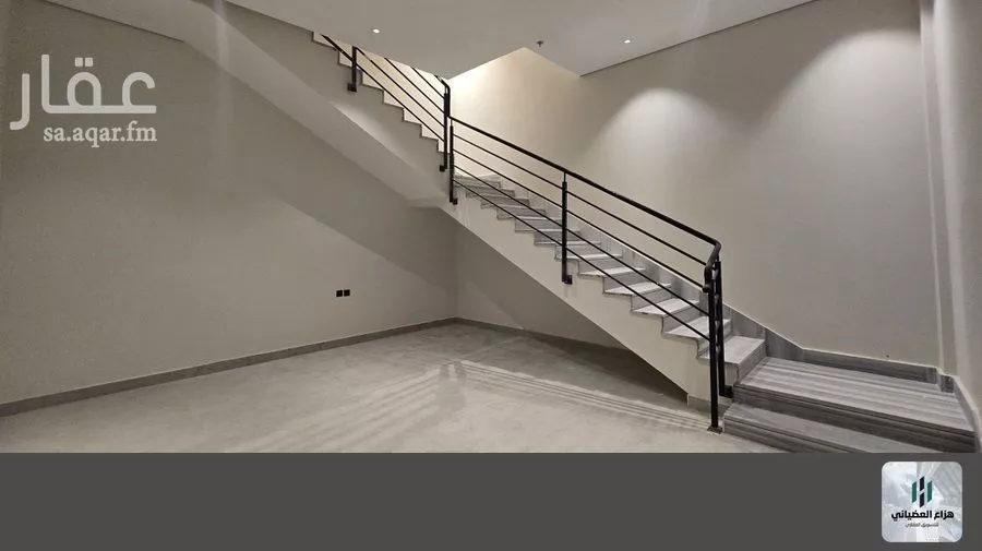 فيلا 5 غرف في العارض 5