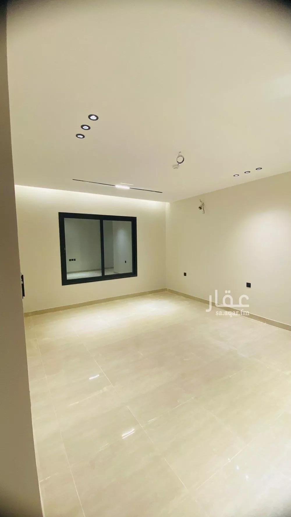 3 bedroom apartment in Al Hamra, Eastern Province 7