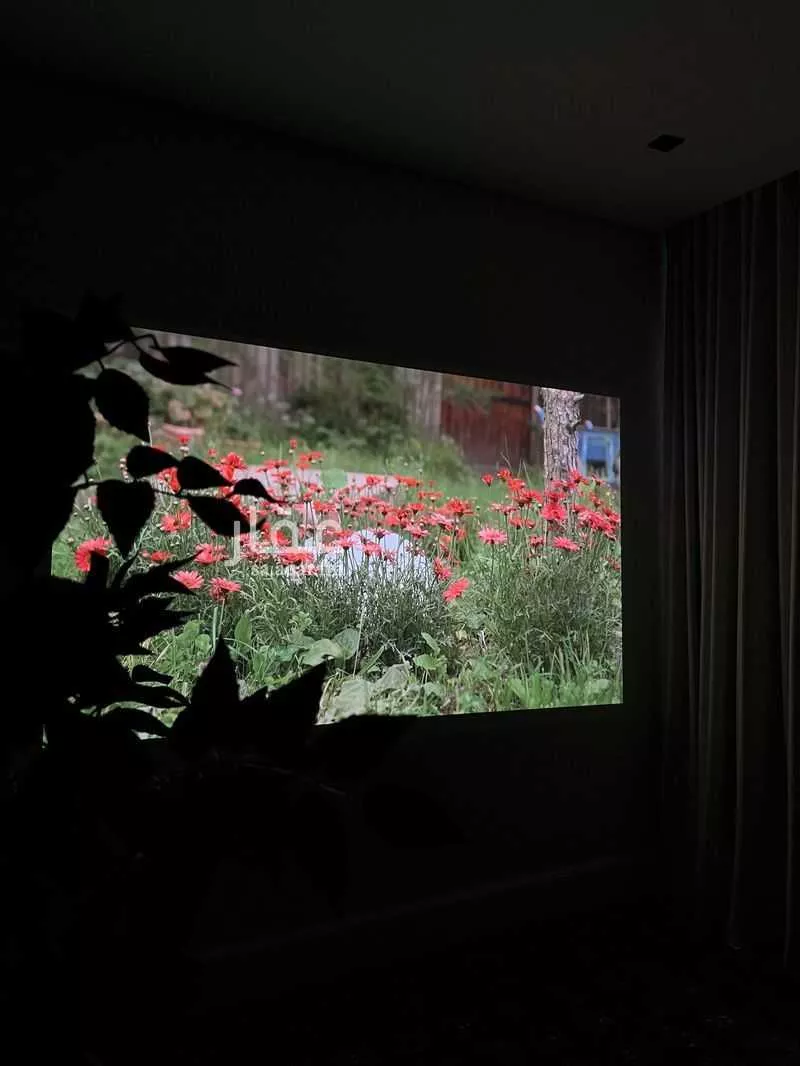 شقة 3 غرف في المغرزات 4