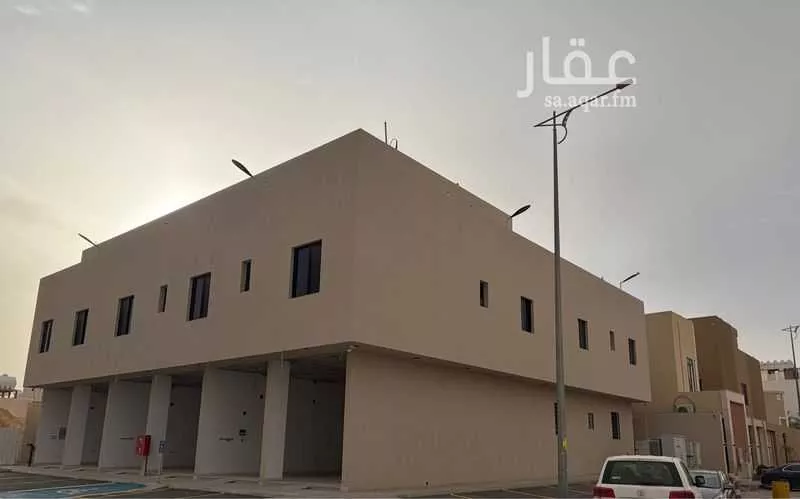 عمارة 949 م² في العارض 3