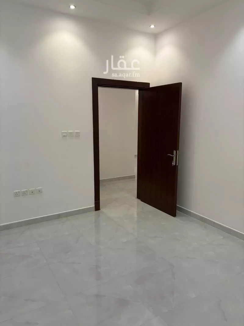 3 bedroom building in Al Malqa, Riyadh 6