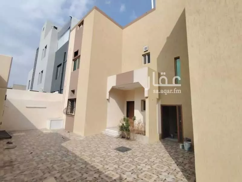 عمارة 400 م² في الملك فهد 5