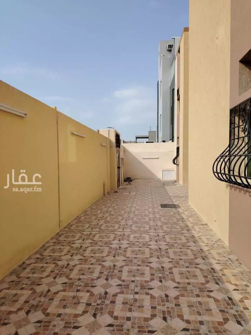 عمارة 400 م² في الملك فهد 1