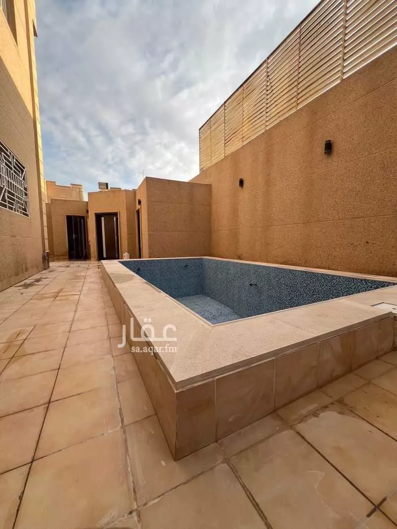 7 bedroom villa in Qurtubah, Riyadh 4