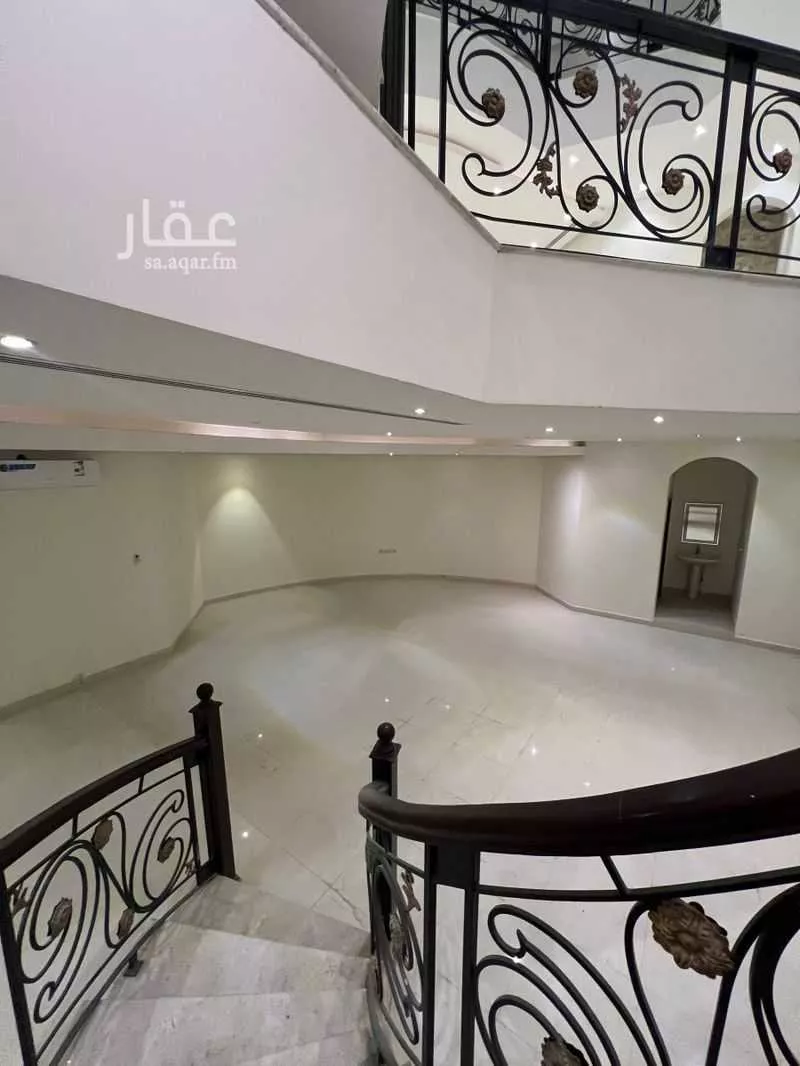 7 bedroom villa in Qurtubah, Riyadh 25