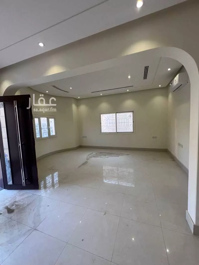 7 bedroom villa in Qurtubah, Riyadh 6