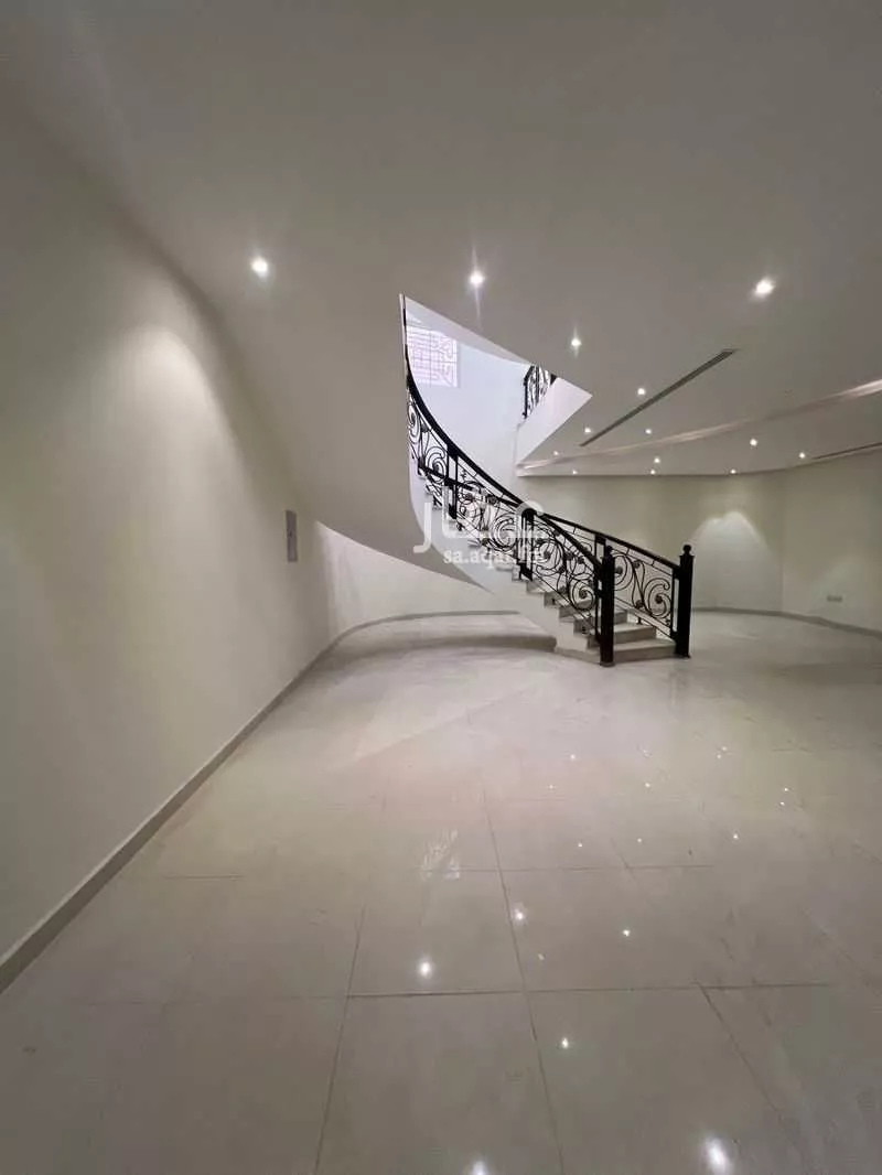 7 bedroom villa in Qurtubah, Riyadh 17