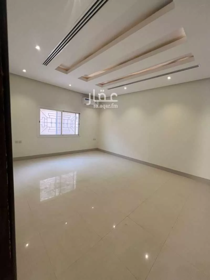 7 bedroom villa in Qurtubah, Riyadh 9