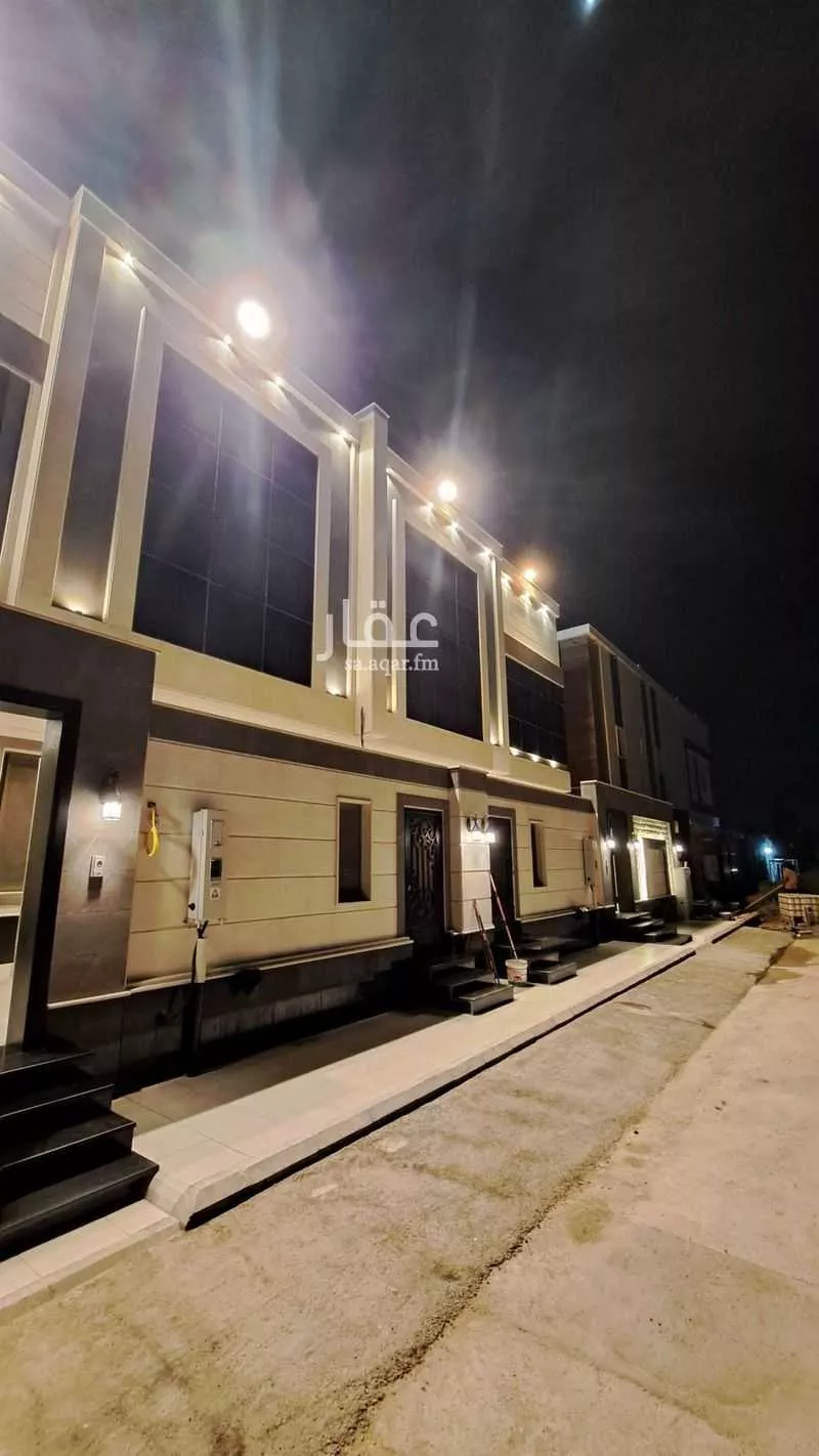 فيلا 8 غرف في الفلاح 2