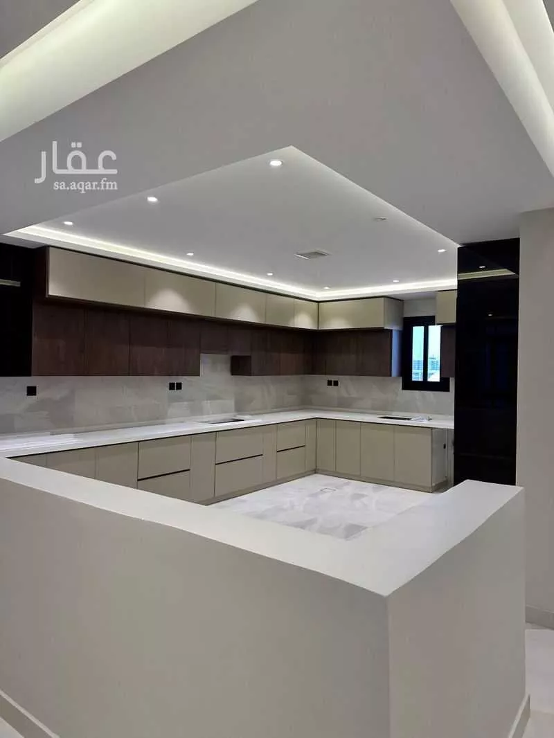 شقة 5 غرف في الواحة 2