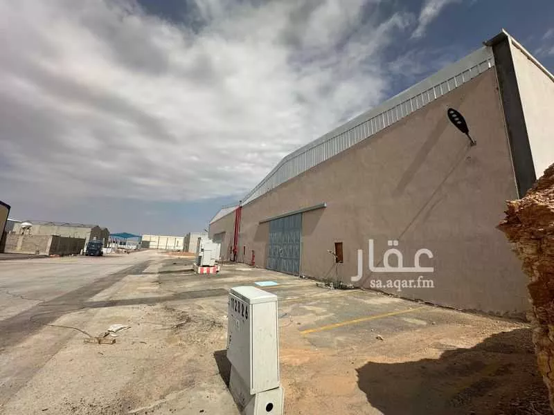 مستودع 750 م² في الرياض 5