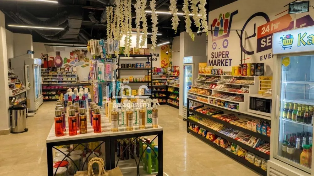 شقة 4 غرف في الملقا 2