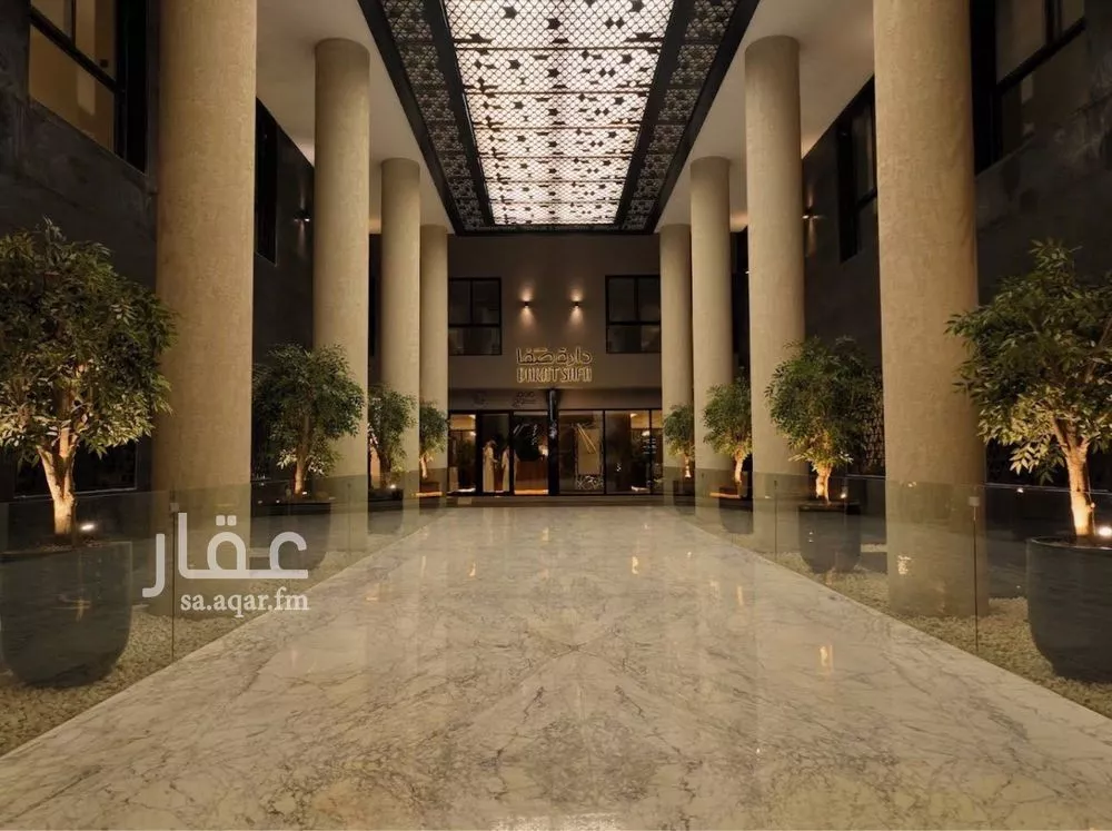 شقة 4 غرف في الملقا 2