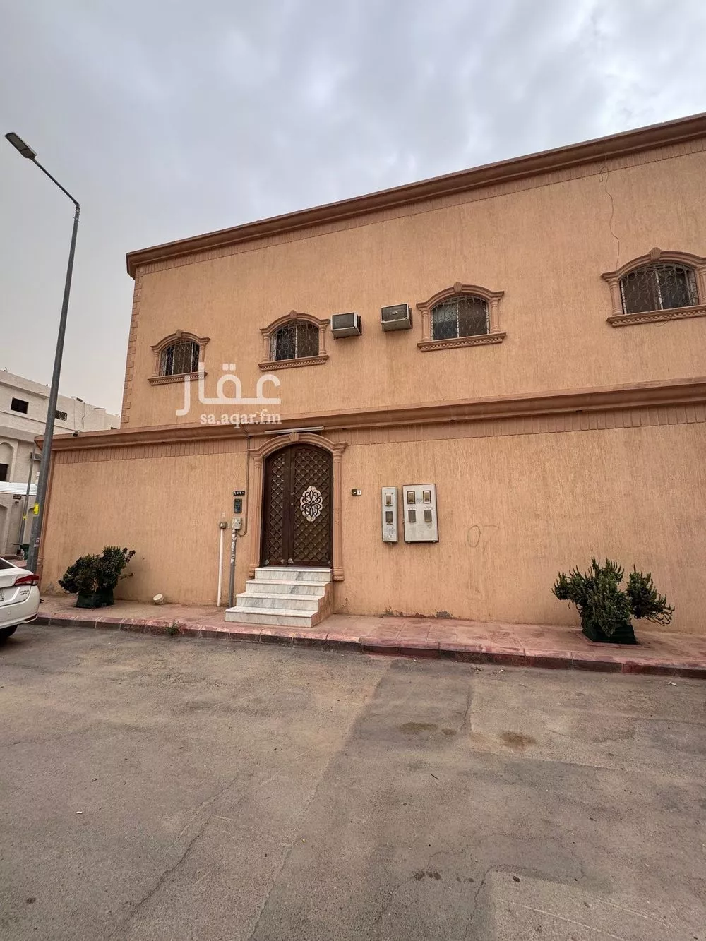 فيلا 10 غرف في طويق 5