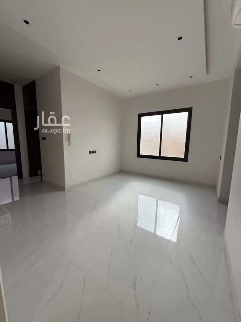 5 bedroom villa in Al Hazm, Riyadh 11