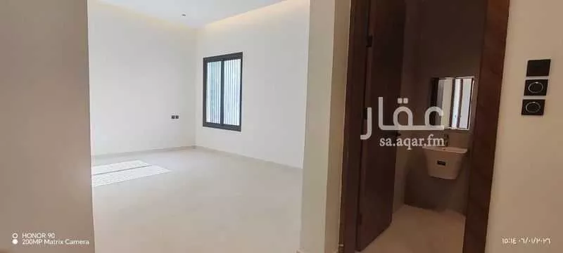 5 bedroom villa in Al Mahdiyyah 2