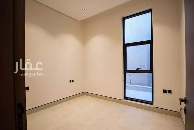 شقة 4 غرف في الرمال 5