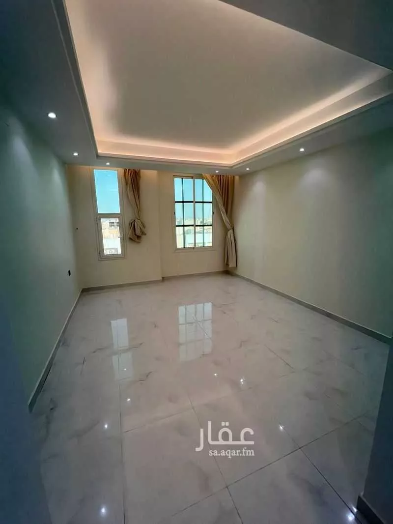 شقة 5 غرف في الشفا 2