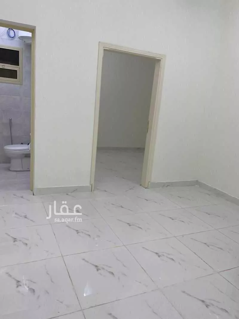 18 bedroom building in Umm Al Hamam Al Sharqi, Riyadh 14