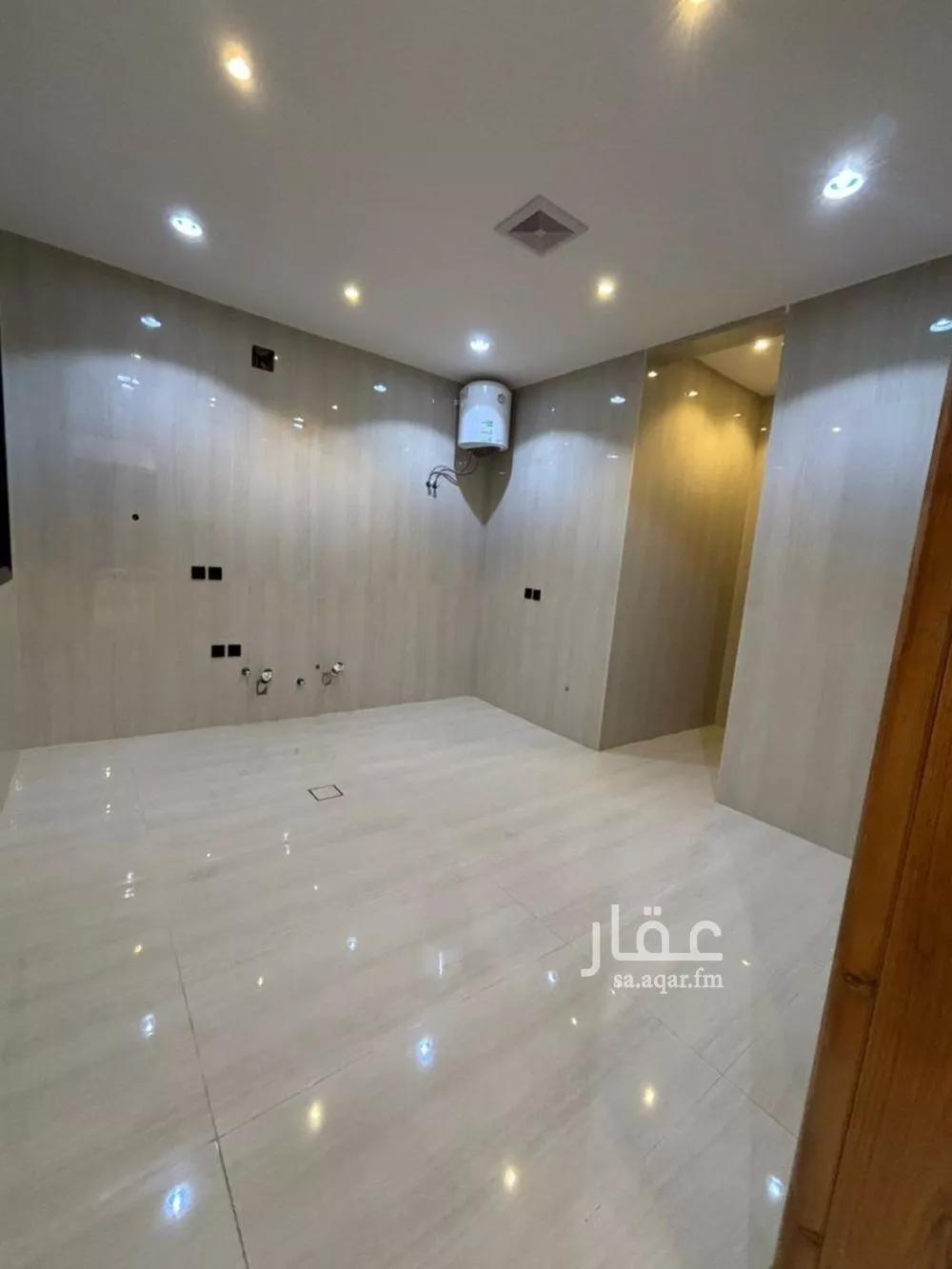 4 bedroom floor in As Saadah 5