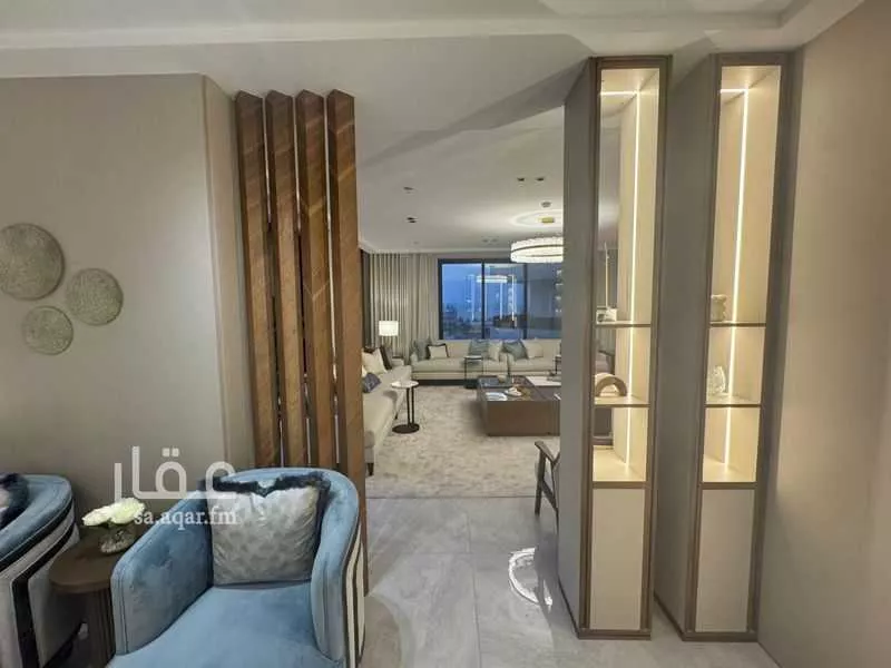 6 bedroom apartment in Ash Shati Al Gharbi 2