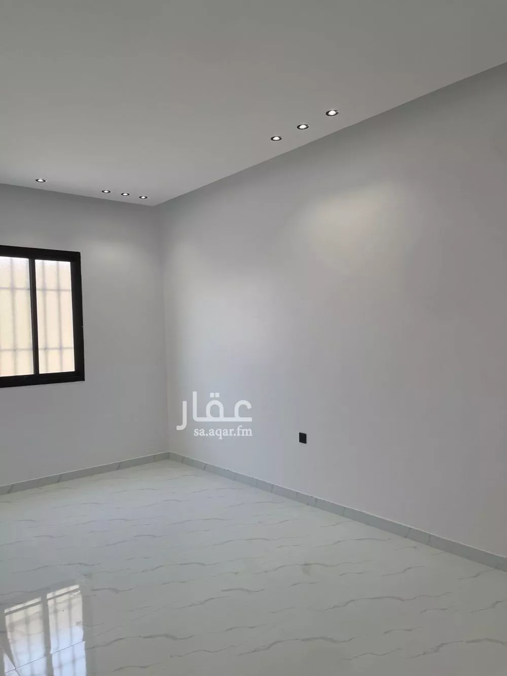 شقة 4 غرف في طويق 5