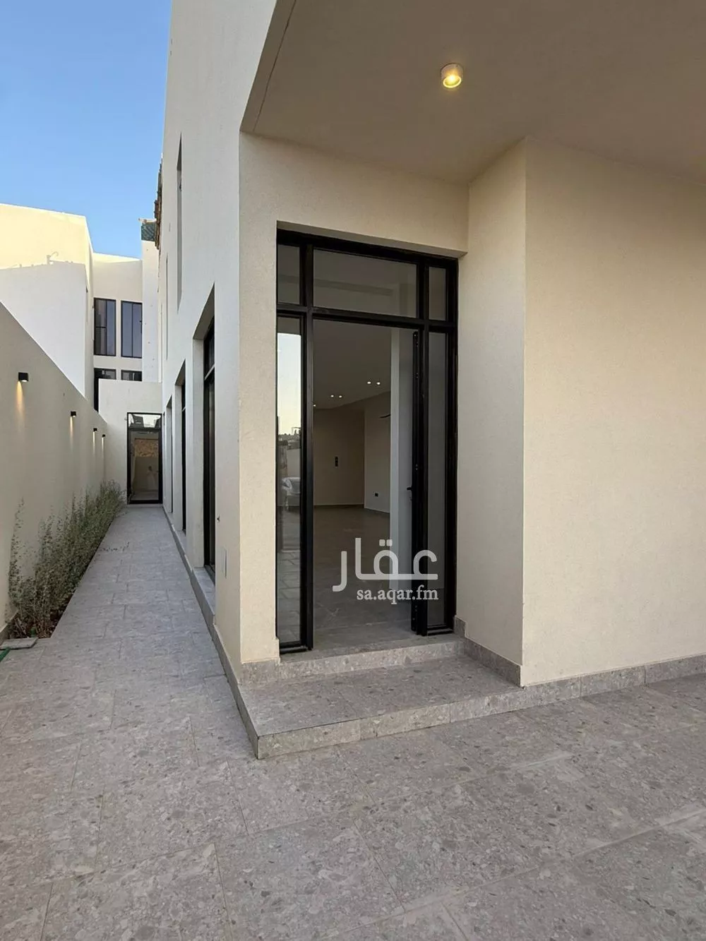 5 bedroom floor in Al Aridh 5