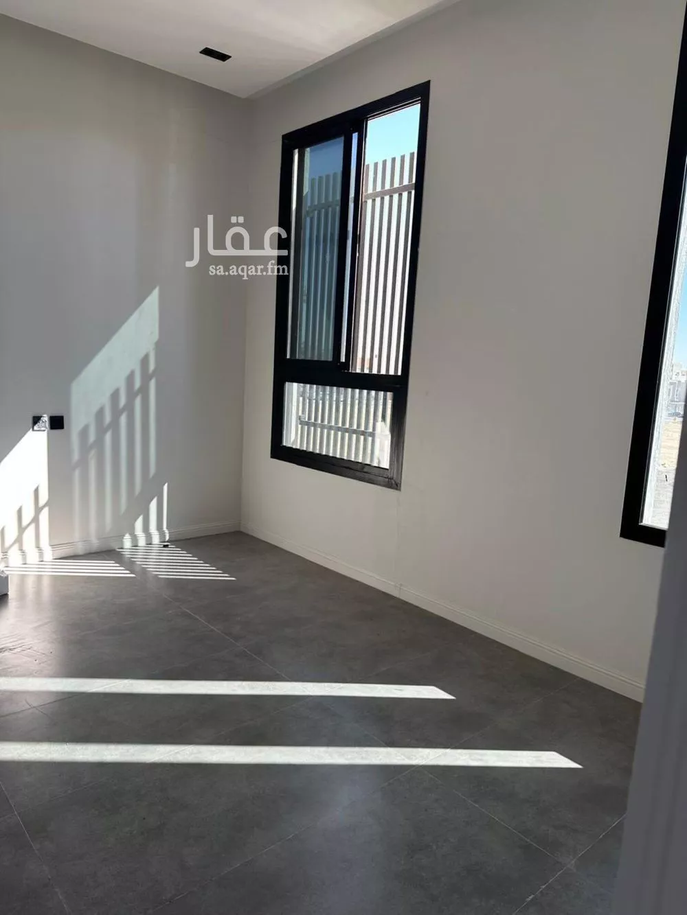 فيلا 5 غرف في ظهرة لبن 3