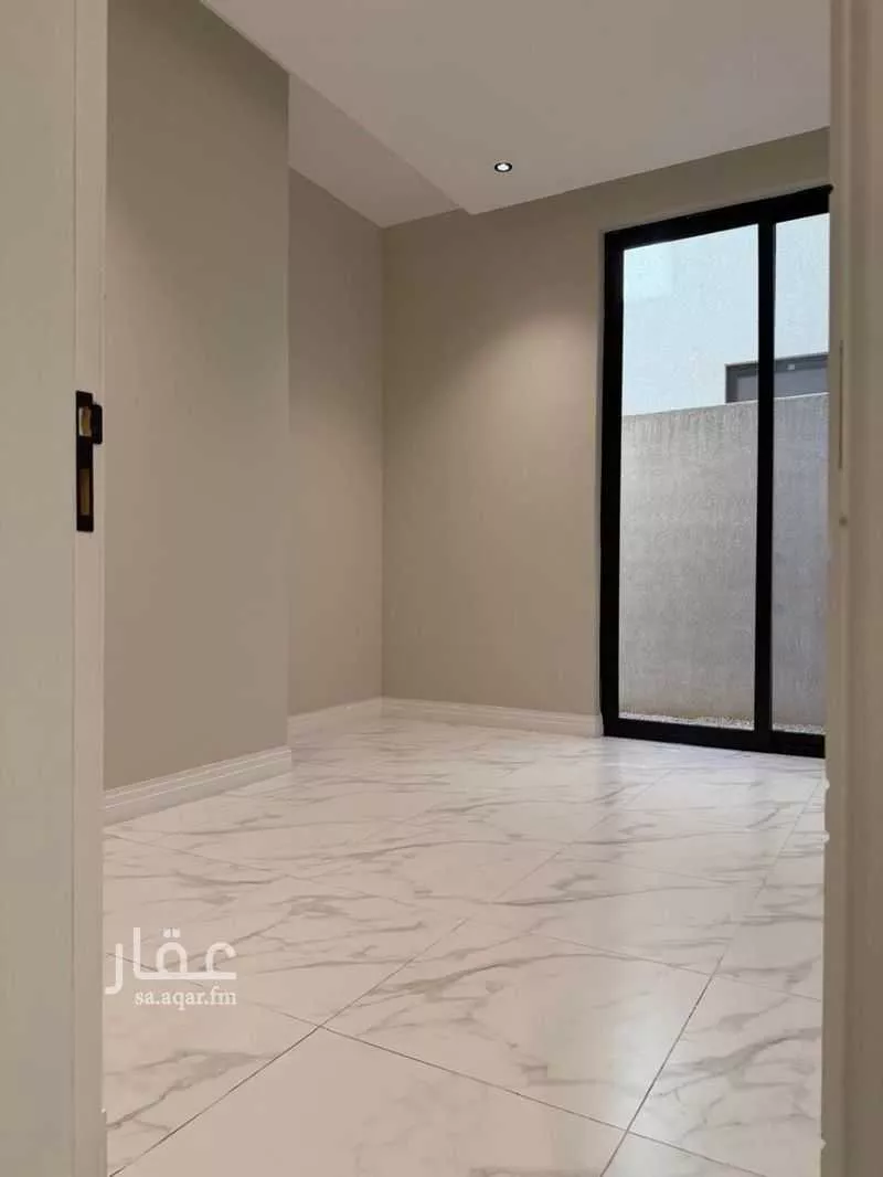 3 bedroom apartment in Al Malqa 3