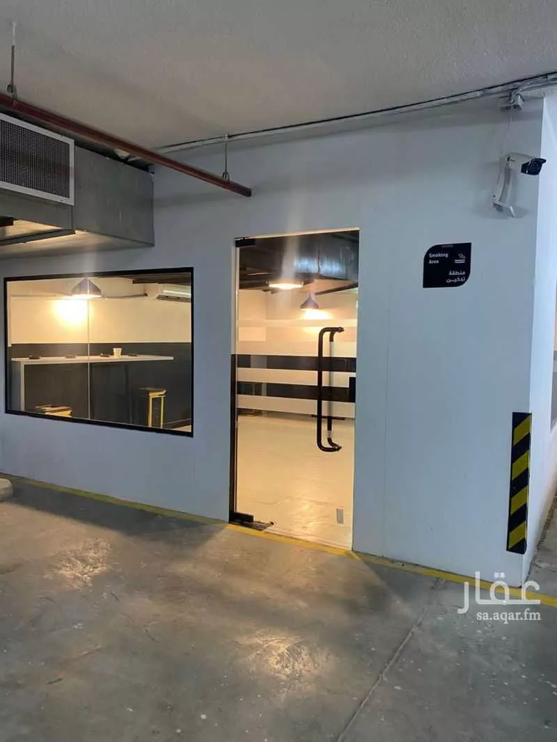 مستودع 100 م² في السويدي 5