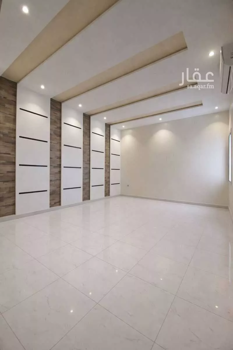 شقة 5 غرف في الملك فهد 1